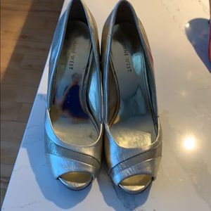 Ladies gold 3 inch heels